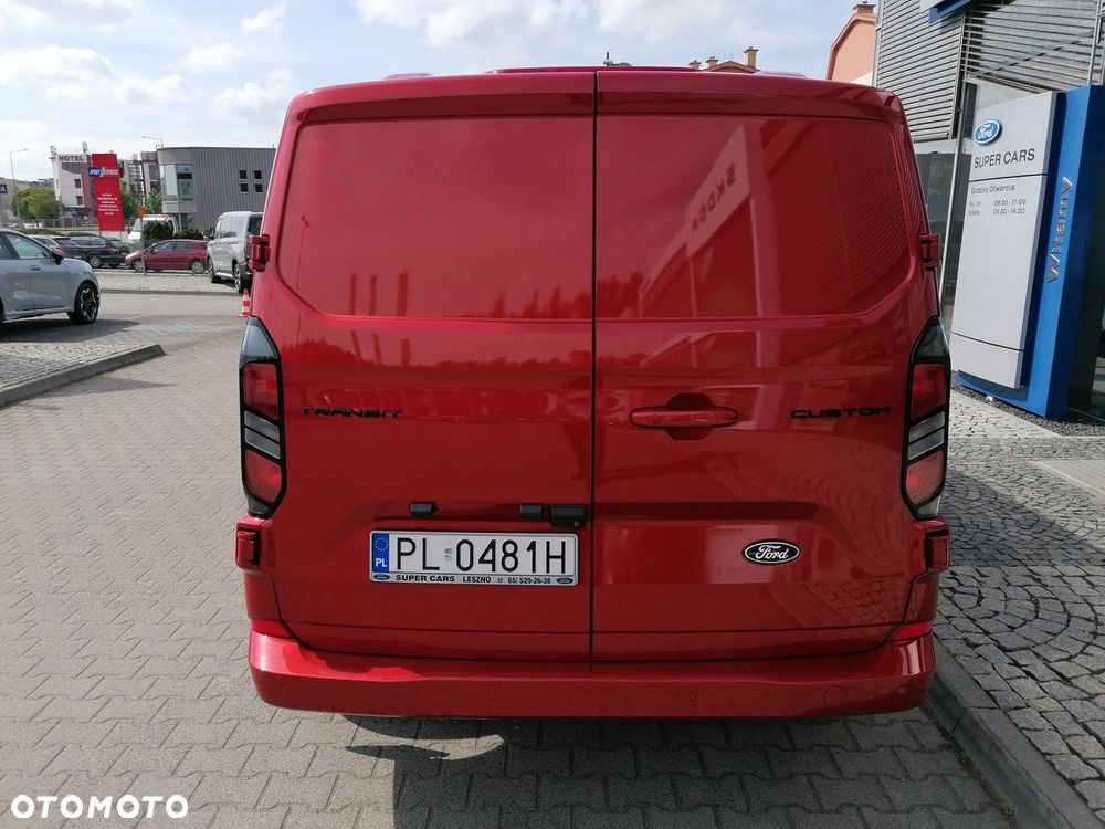 Ford CUSTOM VAN LIMITED - 6