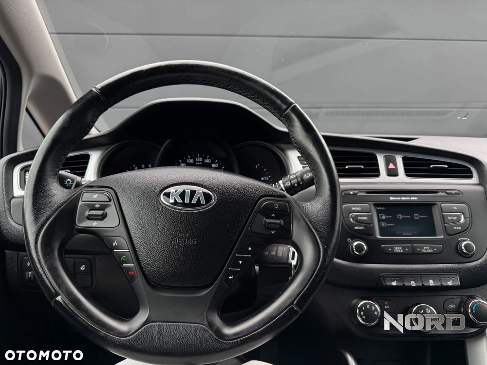 Kia Ceed 1.6 CRDi M - 14