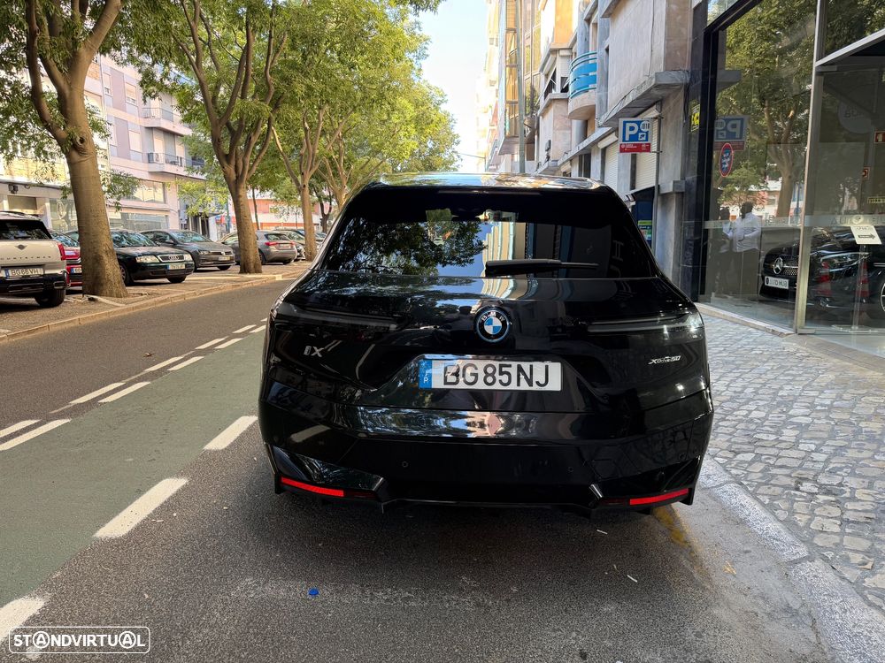BMW iX xDrive 50 Pack Desportivo - 10