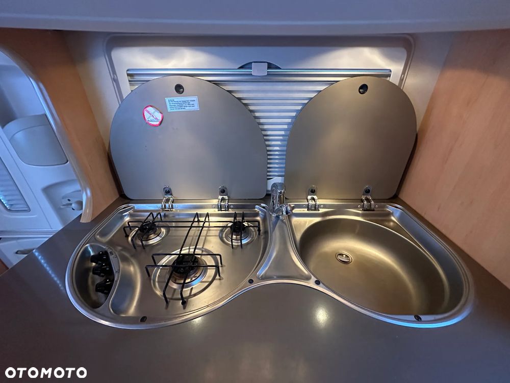 Hobby 460 UL z przedsionkiem Isabella i napędem. DMC 1400 KG !!! - 20