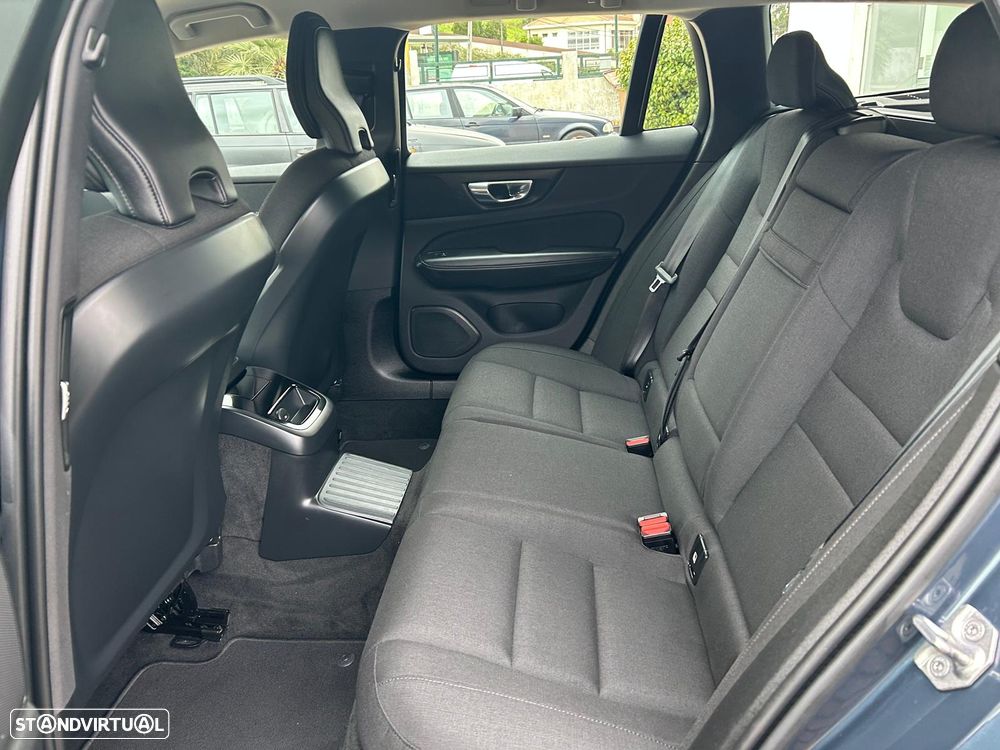 Volvo V60 2.0 T6 AWD TE Inscription Expression - 24