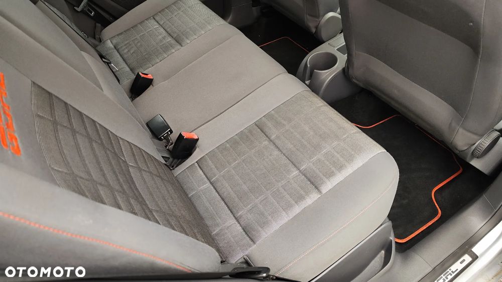 Volkswagen Golf Plus 1.6 Goal - 23