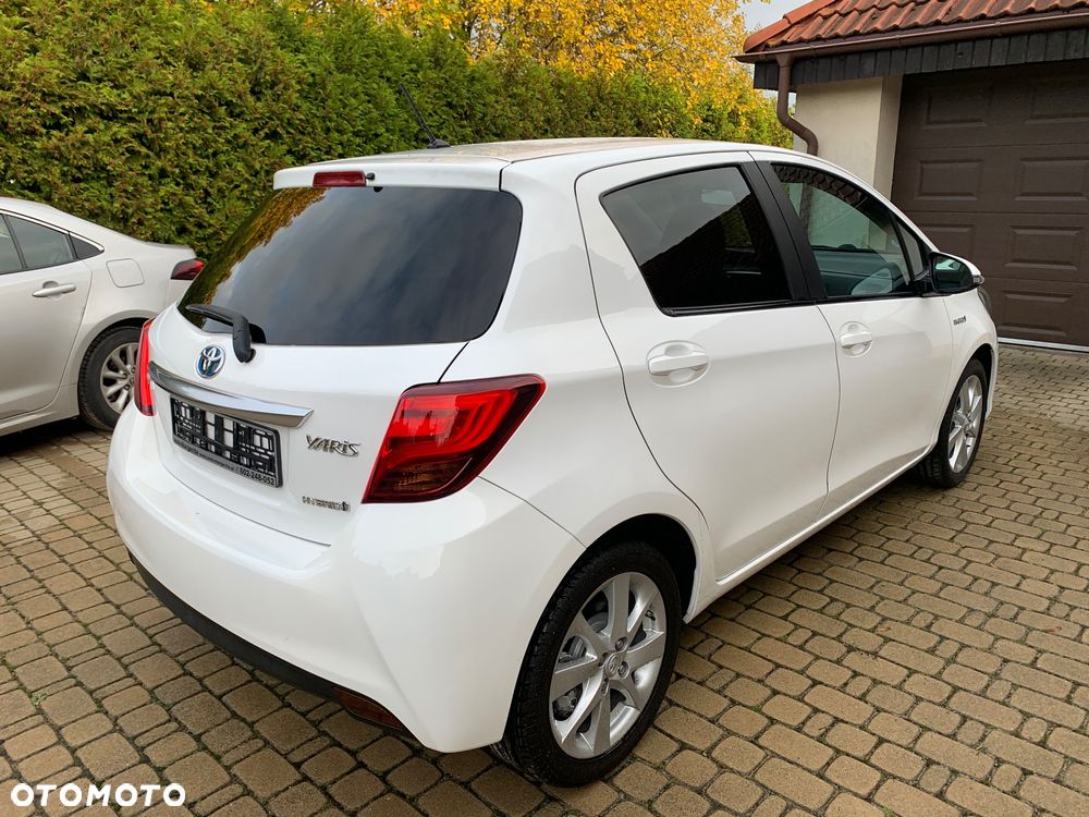 Toyota Yaris - 4