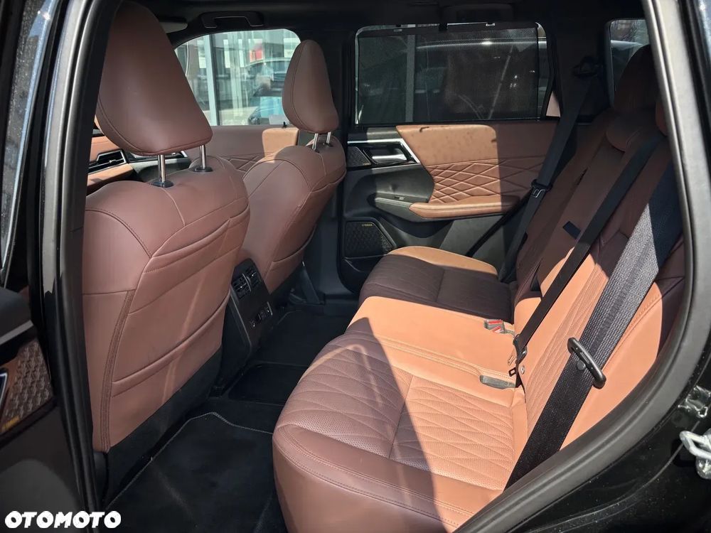 Mitsubishi Outlander Instyle Plus - 15