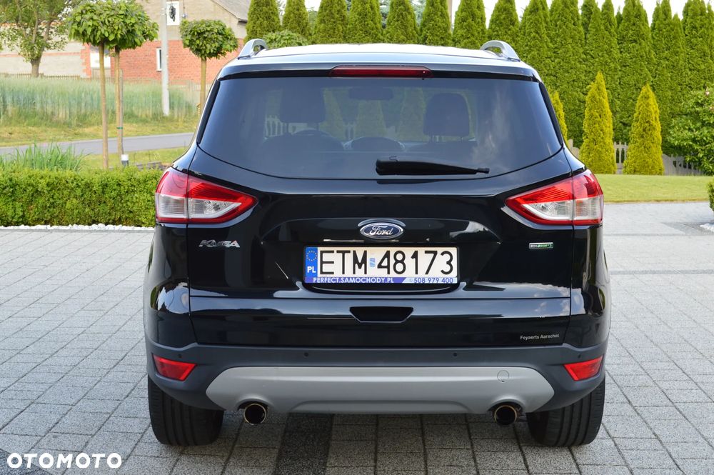 Ford Kuga 1.5 EcoBoost 2x4 Titanium - 12