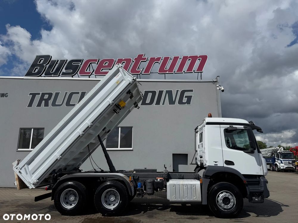 Mercedes-Benz Arocs 6x4 Meiller-Kipper / 3 stronna - 15