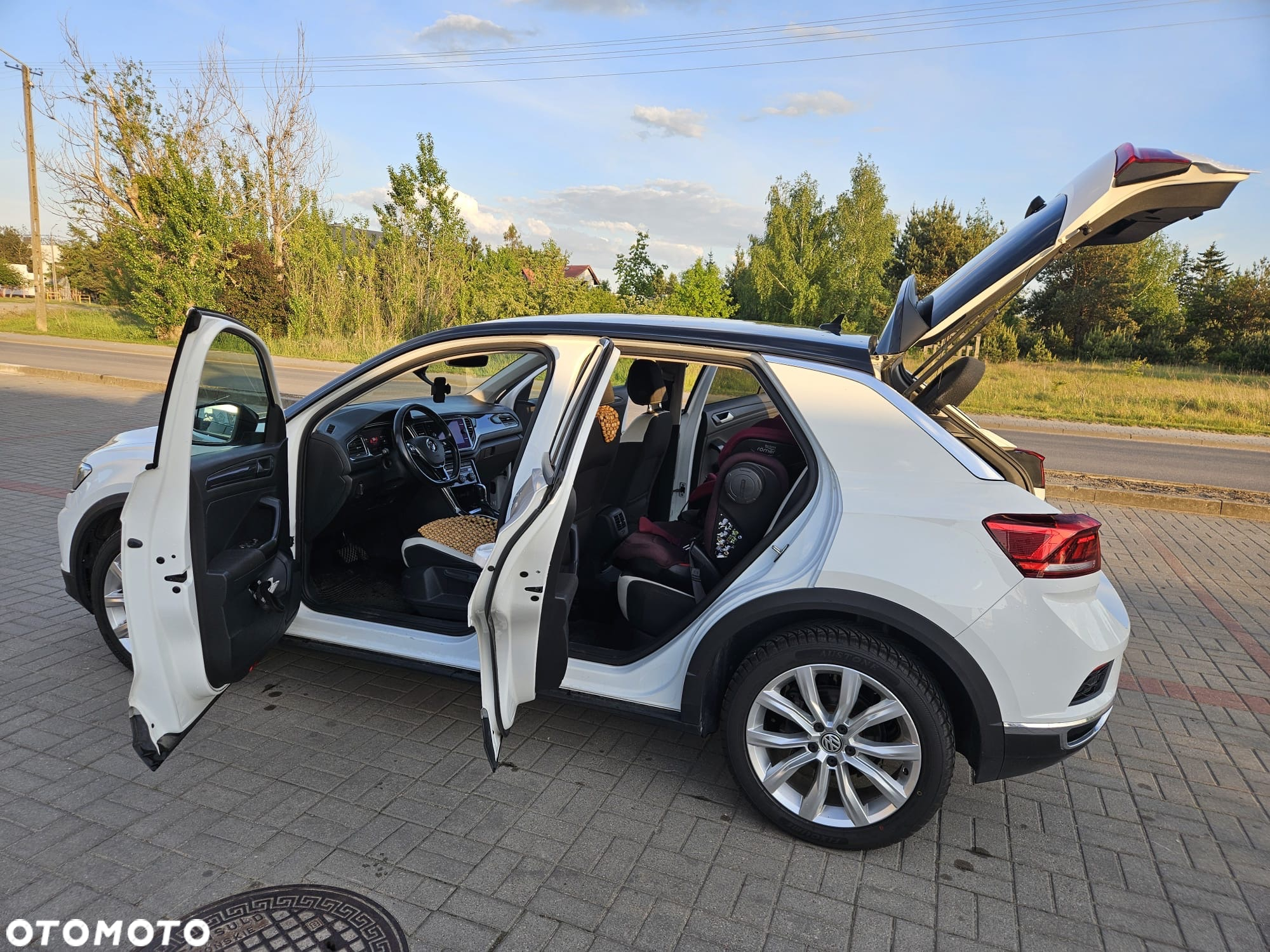 Volkswagen T-Roc 2.0 TDI SCR 4MOTION DSG ACTIVE - 18