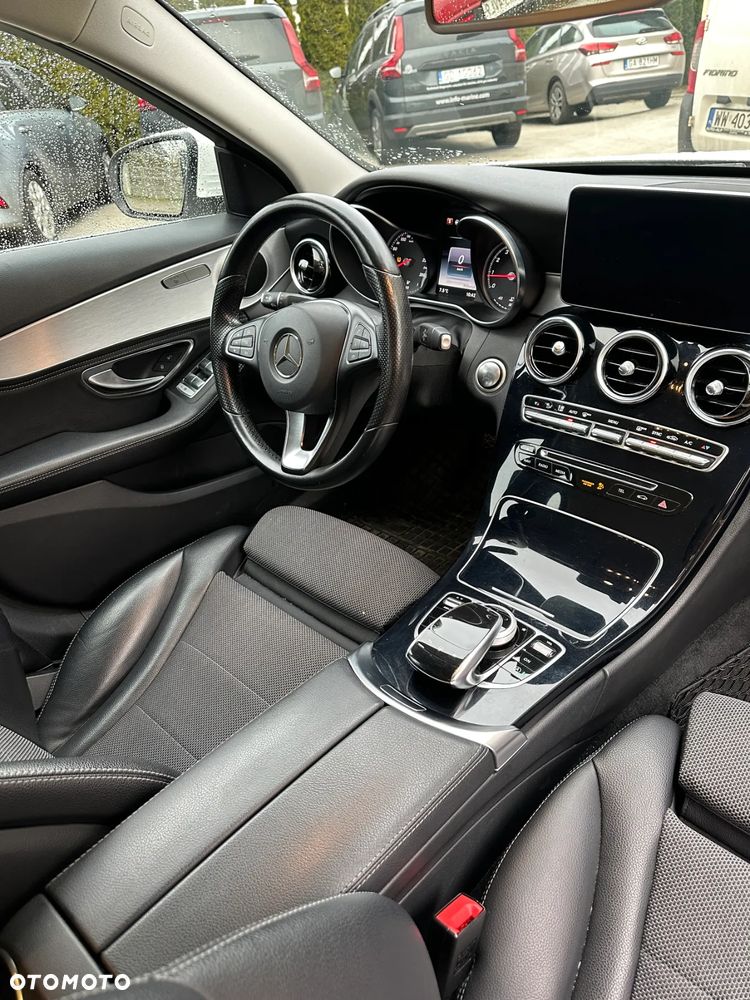 Mercedes-Benz Klasa C 180 7G-TRONIC - 13