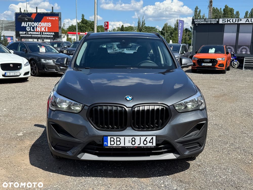 BMW X1 sDrive16d - 13