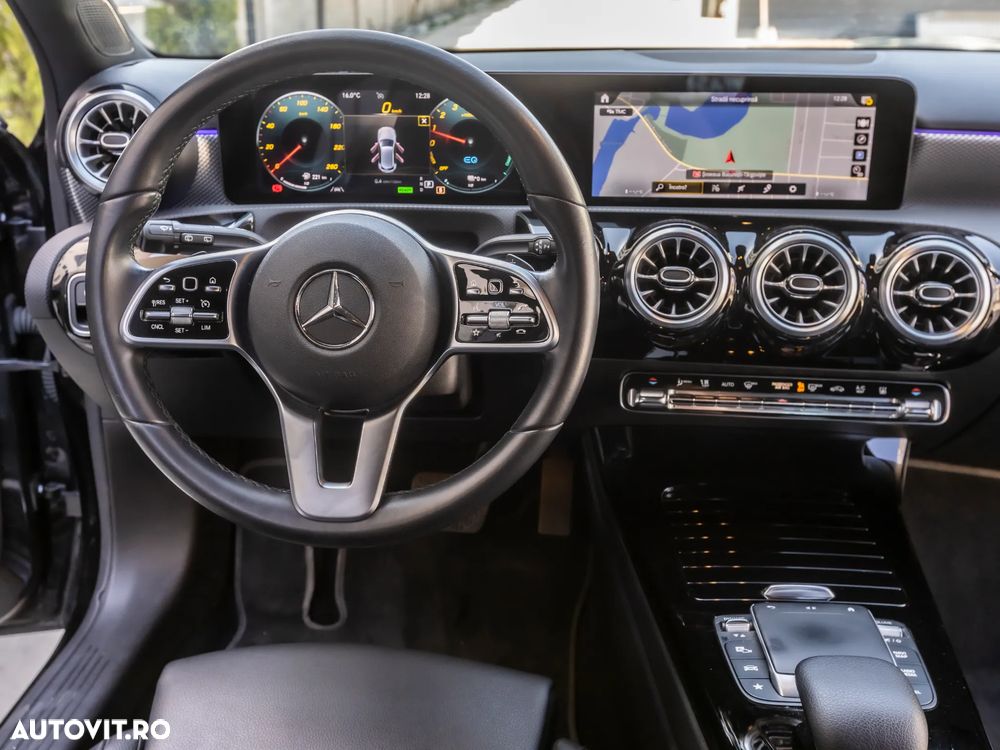 Mercedes-Benz A 250 e 8G-DCT Progressive - 17