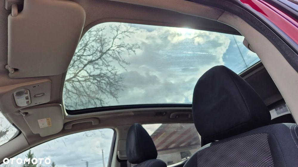 Nissan Qashqai 1.6 dCi N-Connecta - 32