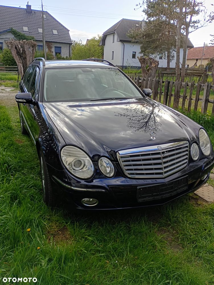 Mercedes-Benz Klasa E 200 Kompressor Classic - 4