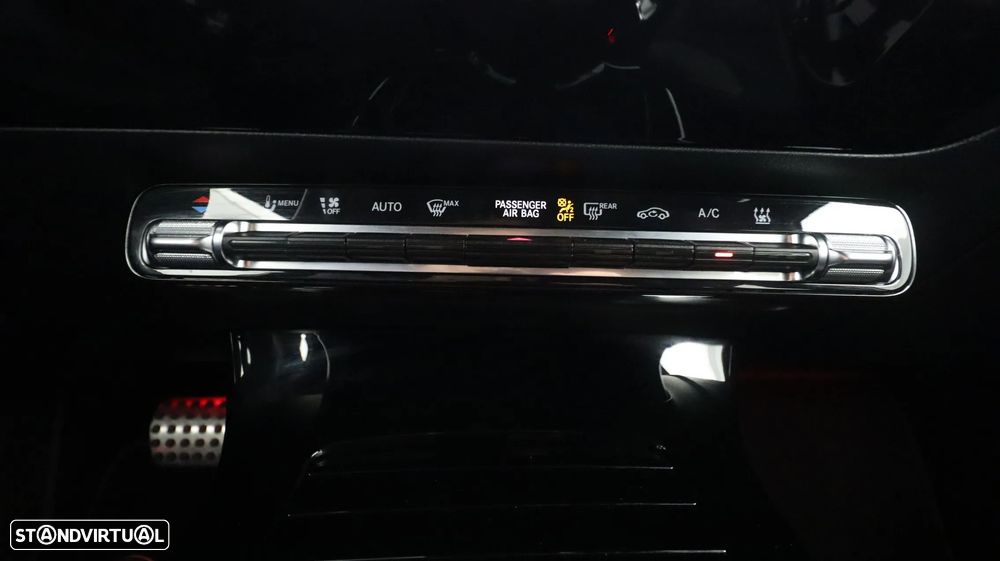 Mercedes-Benz A 250 e AMG Line - 26