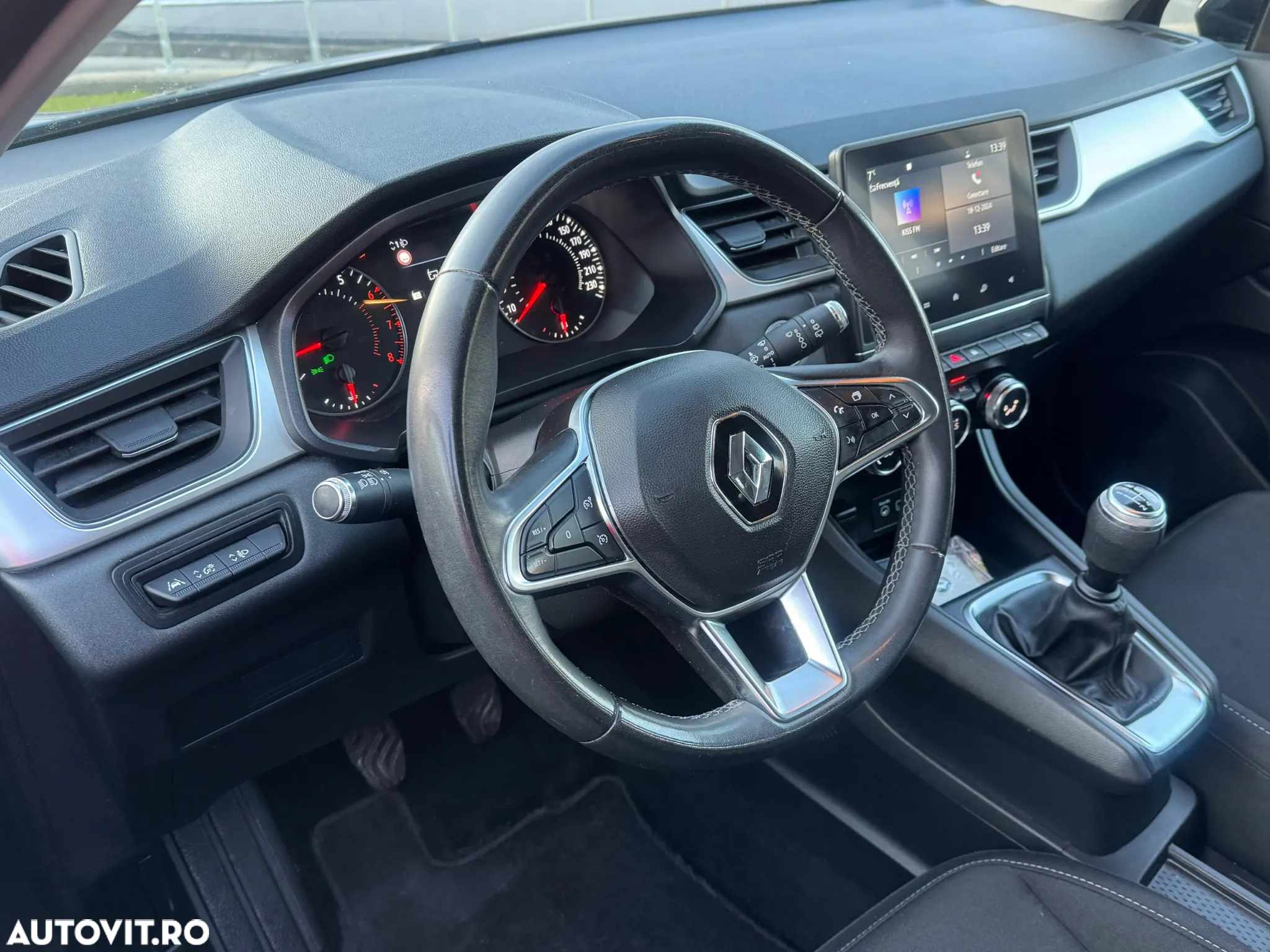 Renault Captur TCe 100 Zen - 12