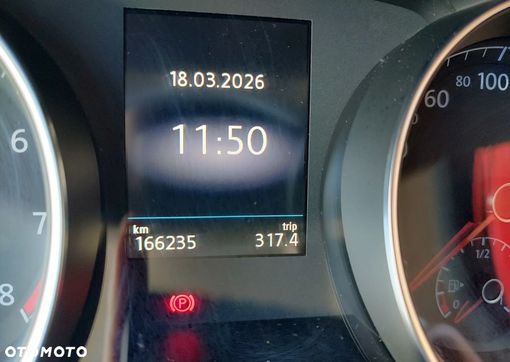 Volkswagen Golf Variant 1.4 TSI BMT Highline - 23