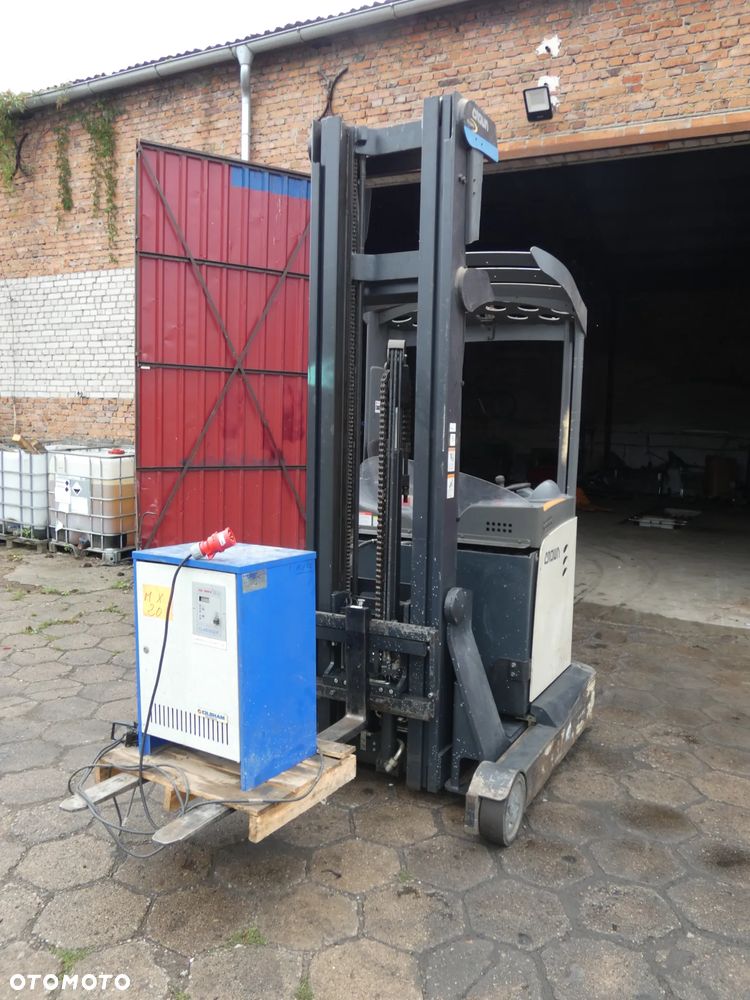 Crown esr 5000 - 3