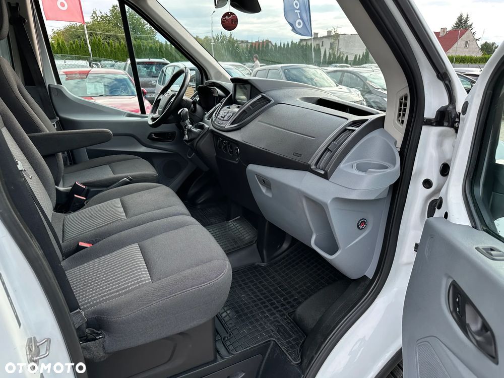 Ford Transit - 20