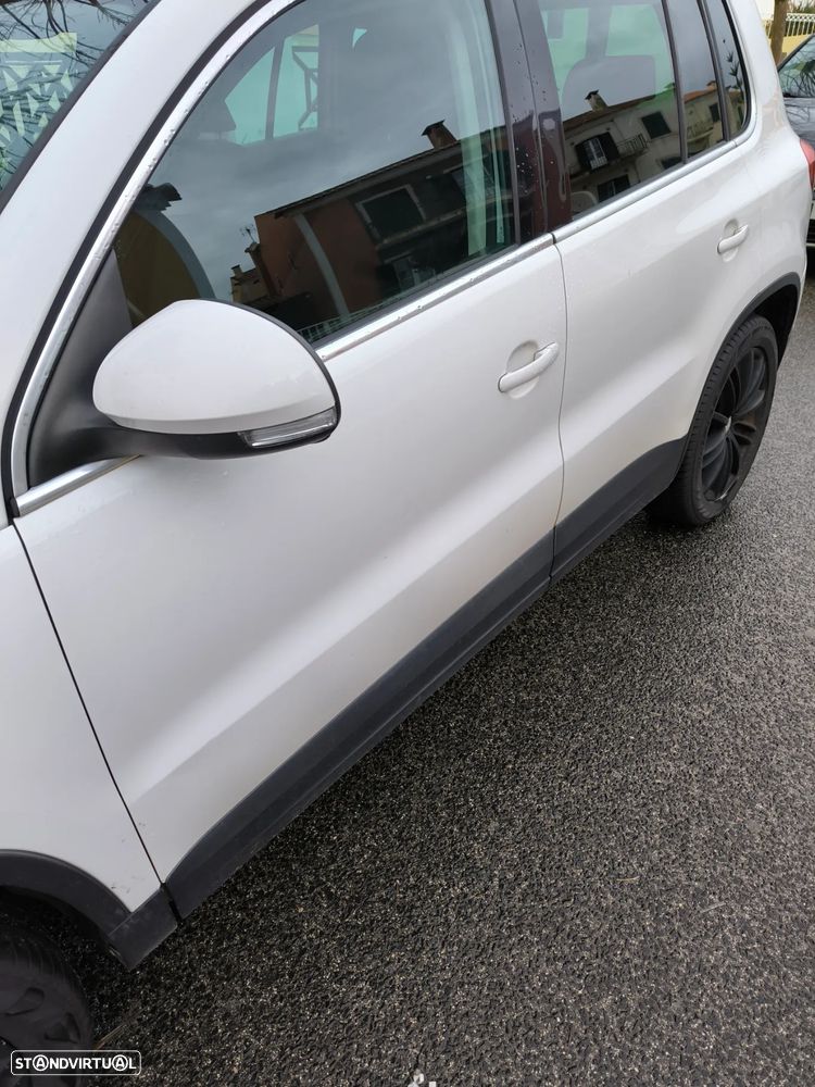 VW Tiguan 1.4 TSI Sport 4Motion - 13