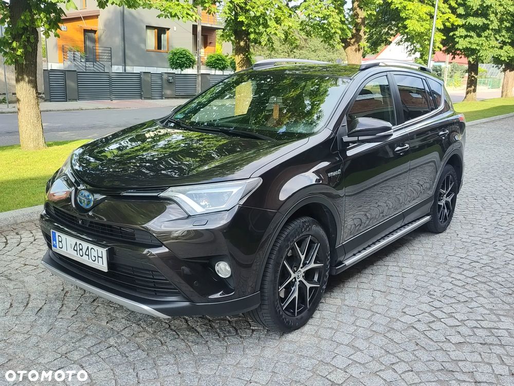 Toyota RAV4 - 1