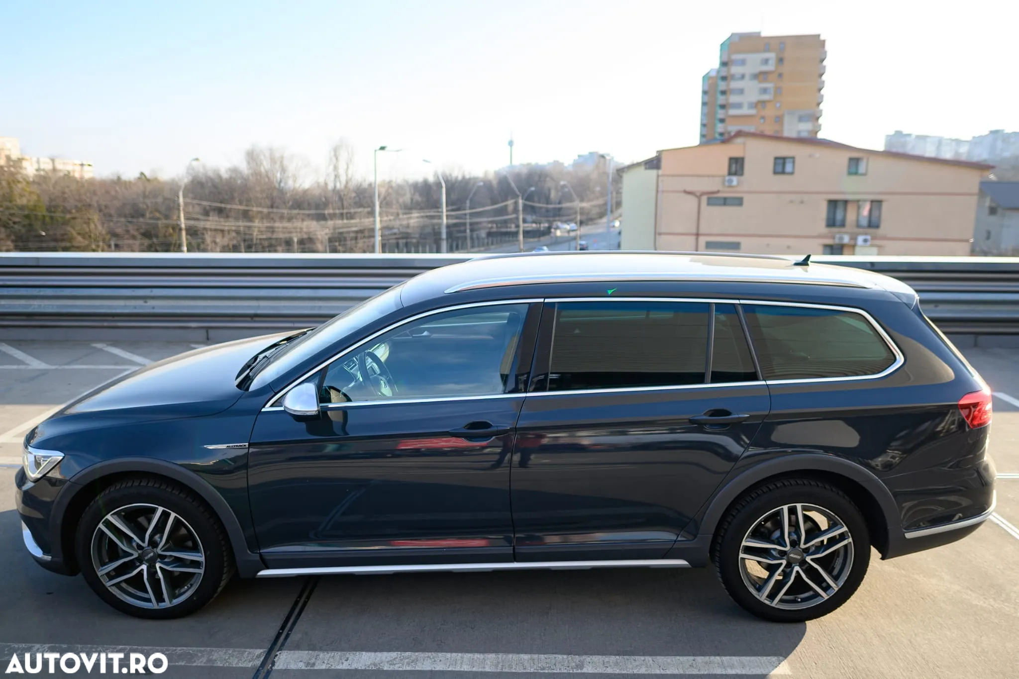 Volkswagen Passat Alltrack 2.0 TDI SCR 4Motion DSG - 6