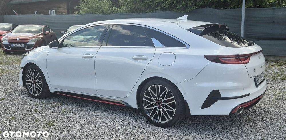 Kia ProCeed - 4