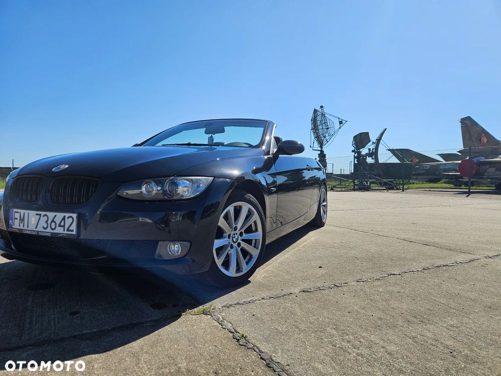BMW Seria 3 320i - 4