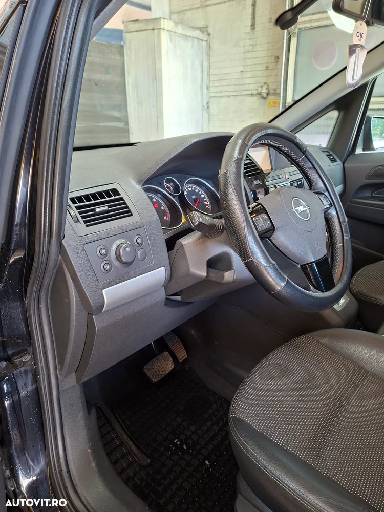 Opel Zafira 1.9 CDTI Cosmo Aut. - 11