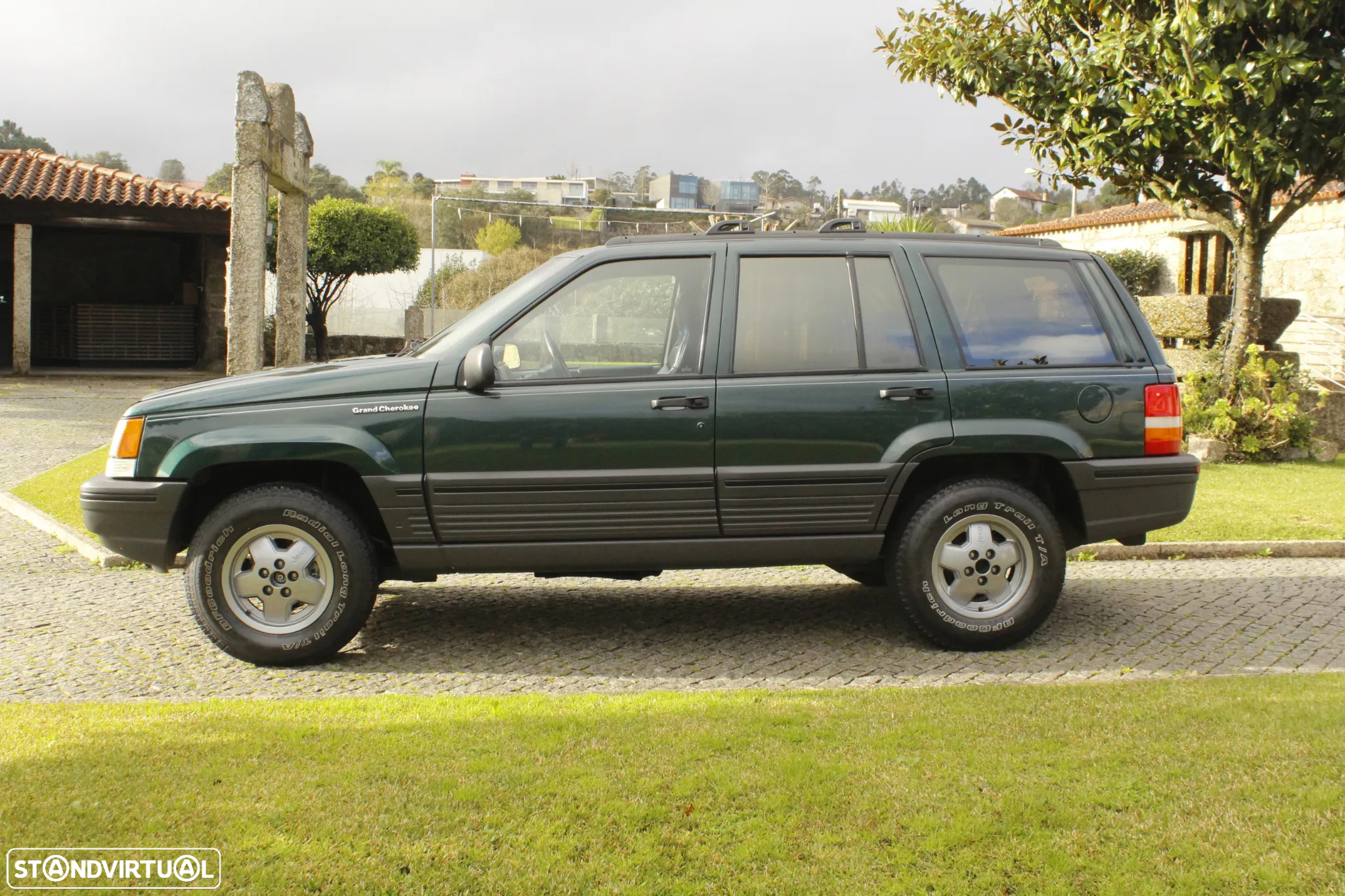 Jeep Grand Cherokee 4.0 Official - 3
