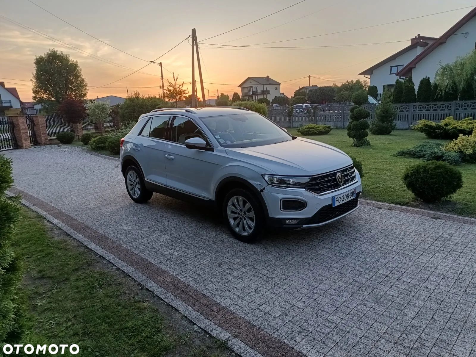 Volkswagen T-Roc - 1