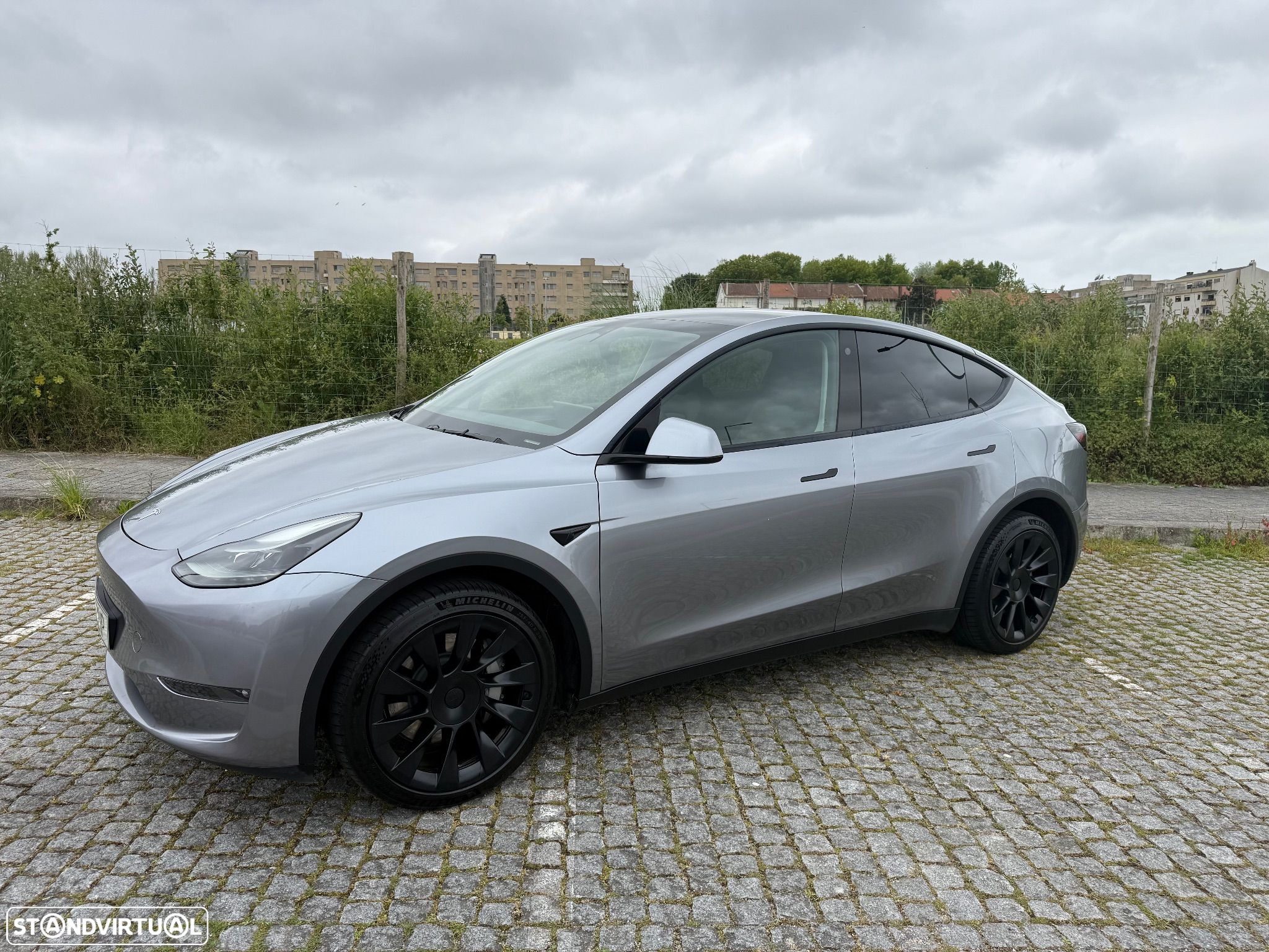 Tesla Model Y Long Range Tração Integral - 1