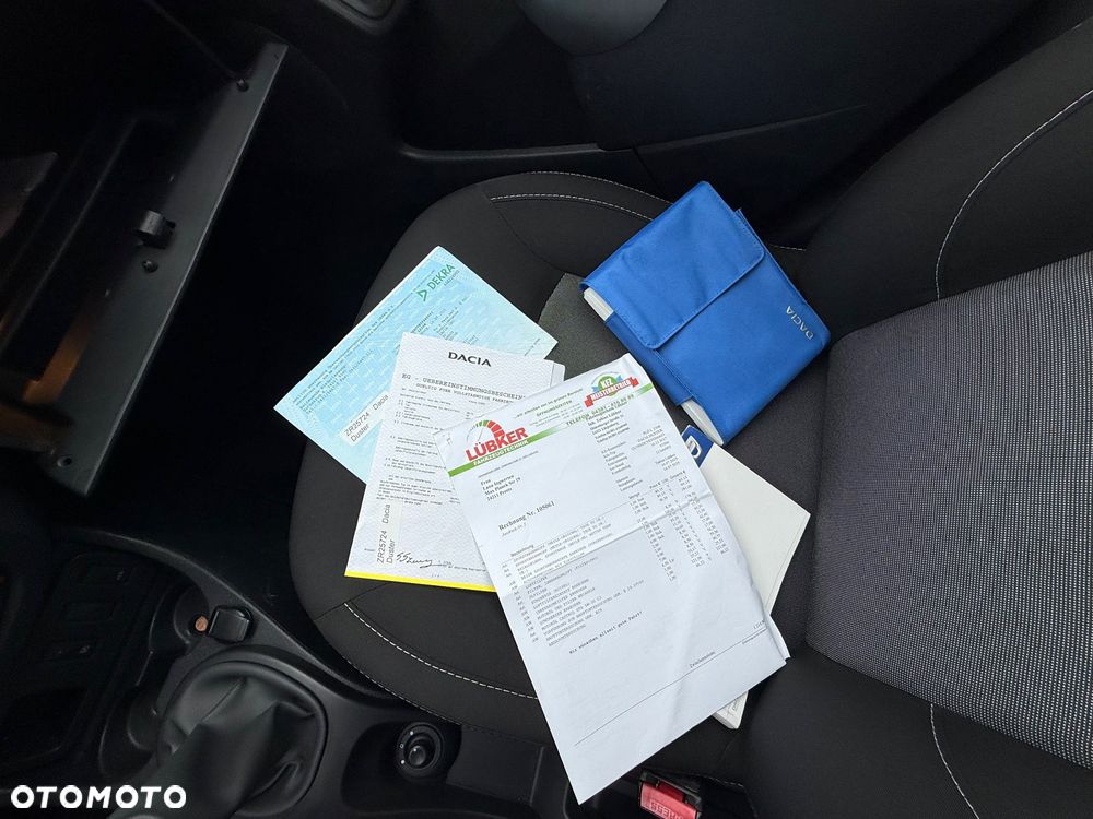 Dacia Duster 1.6 SCe Laureate S&S - 27