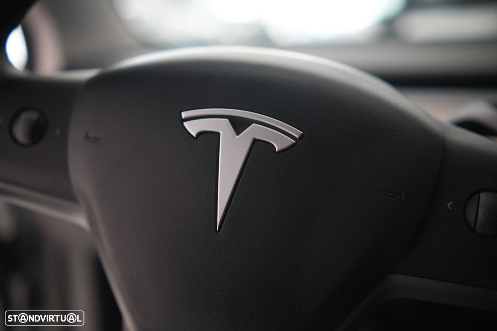 Tesla Model 3 Long-Range Dual Motor AWD - 13