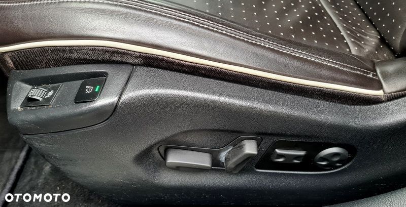 Citroën C5 2.2 HDi Exclusive - 23