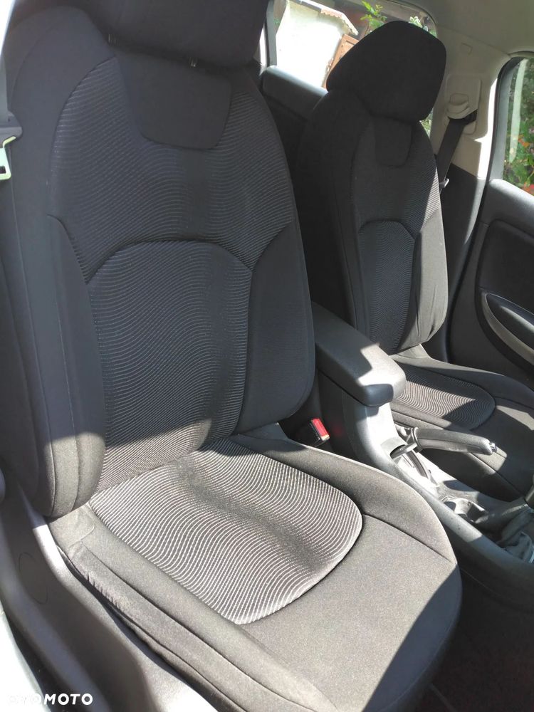 Citroën C5 1.6 HDi Attraction - 16