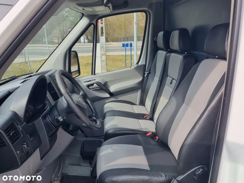 Volkswagen Crafter - 13