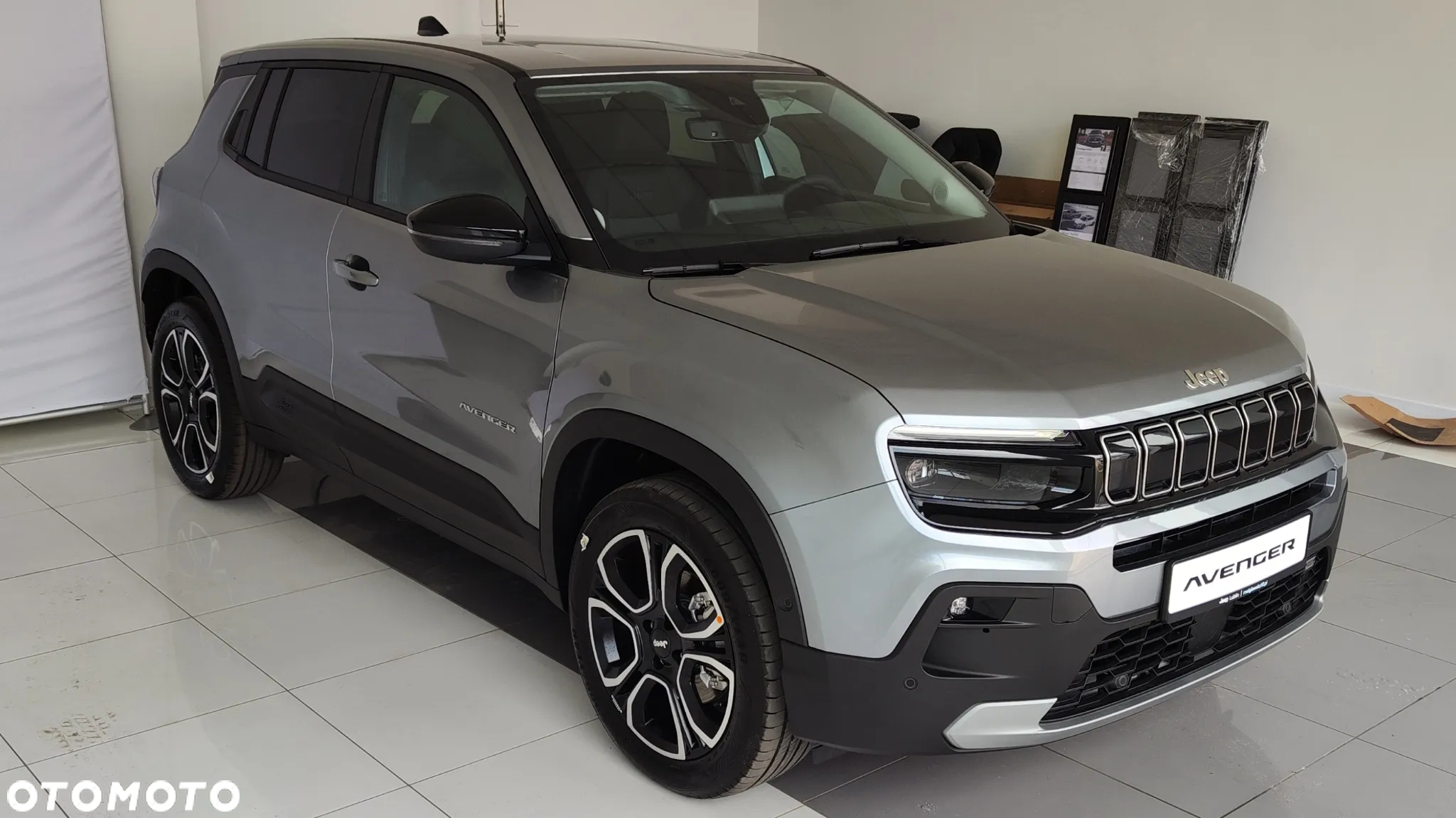 Jeep Avenger 1.2 T3 mHEV Summit FWD eDCT6 - 3