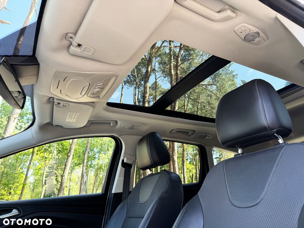 Ford Kuga 2.0 TDCi 4x4 Titanium - 21