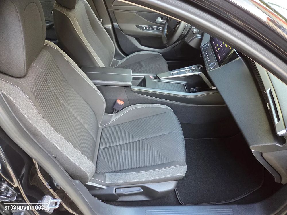 Peugeot 308 SW 1.6 Hybrid Active Pack e-EAT8 - 19