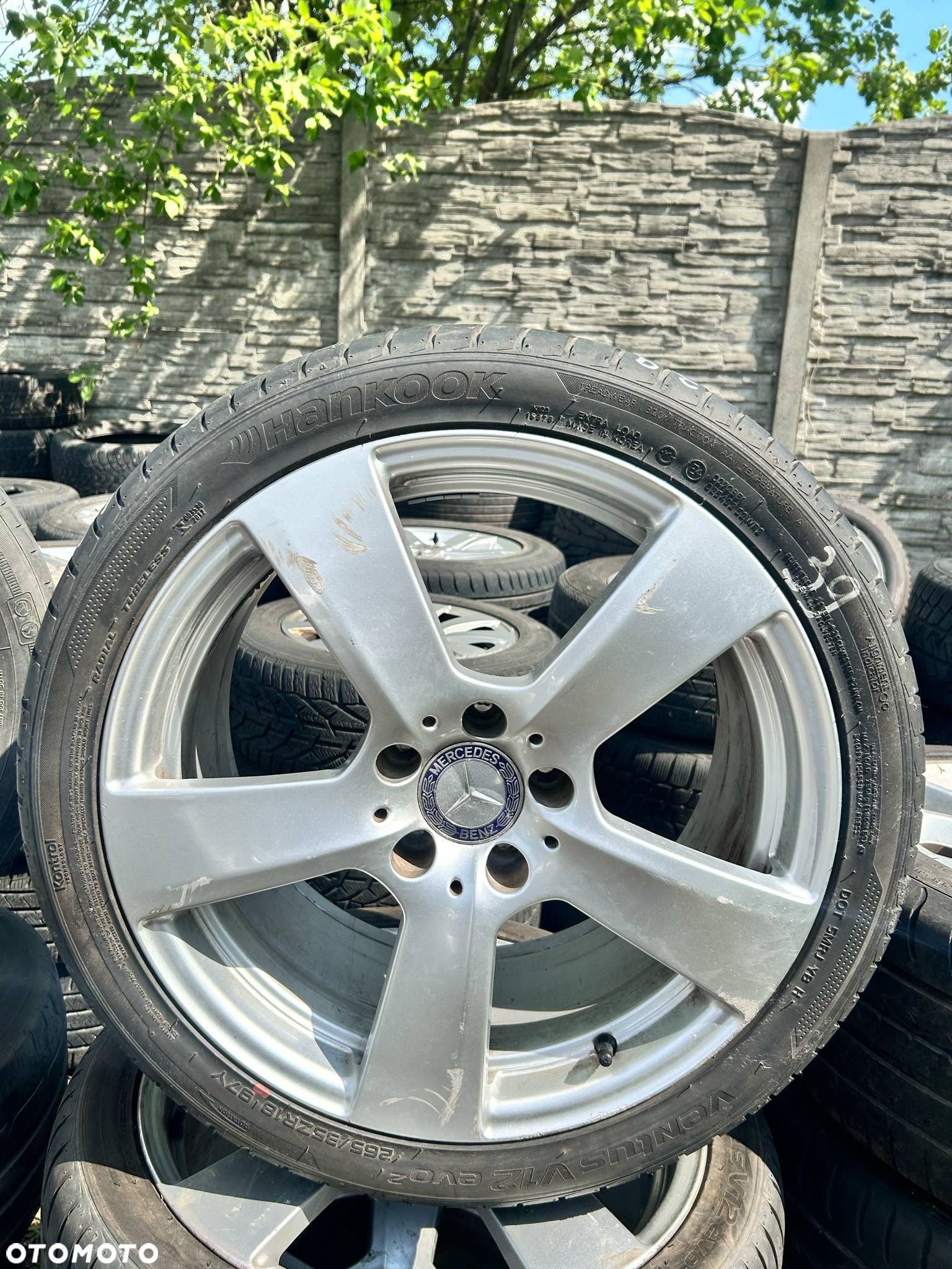 Koła kompletne lato letnie Mercedes 9Jx18H2 ET54 18 cali 265/35 ZR18 - 1