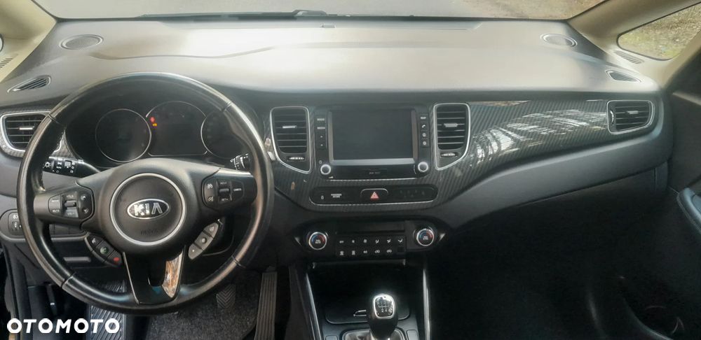 Kia Carens 1.7 CRDi 115 Fifa World Cup Edition - 7