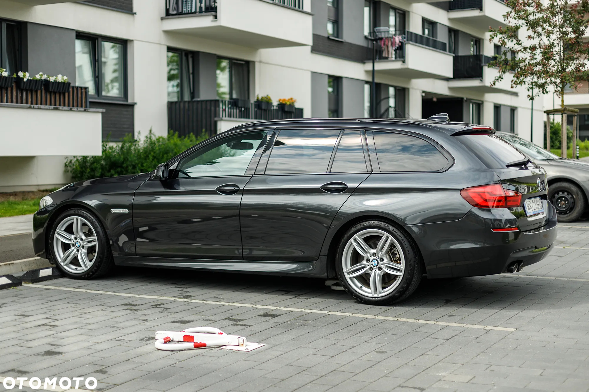 BMW Seria 5 520d Touring Sport-Aut - 10