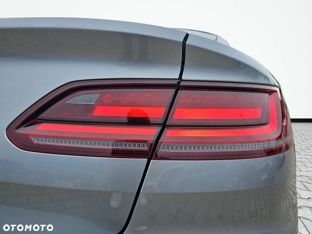 Volkswagen Arteon 2.0 TSI Essence DSG - 13
