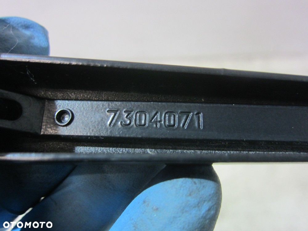 BMW X5 F15 WYCIERACZKA RAMIĘ RAMIONA WYCIERACZEK LEWA PRAWA 7304071 7304069 - 7