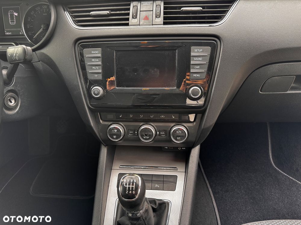 Skoda Octavia 1.4 TSI Edition - 18