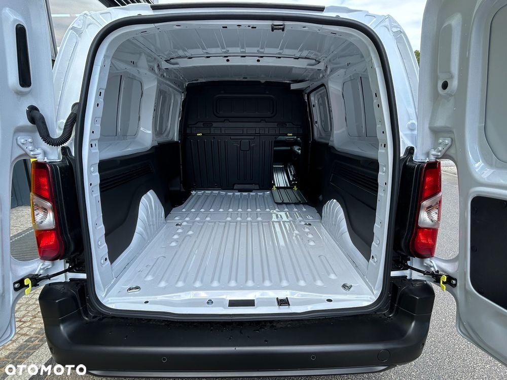 Opel Combo XL L2 - 11