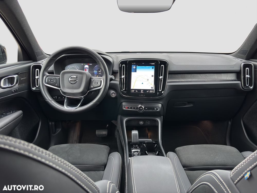 Volvo XC 40 T4 Recharge DKG Ultimate Dark - 6