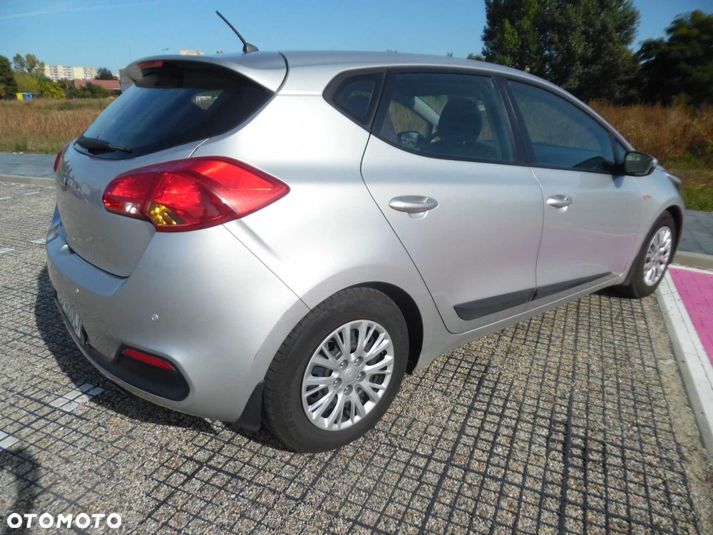 Kia Ceed - 5