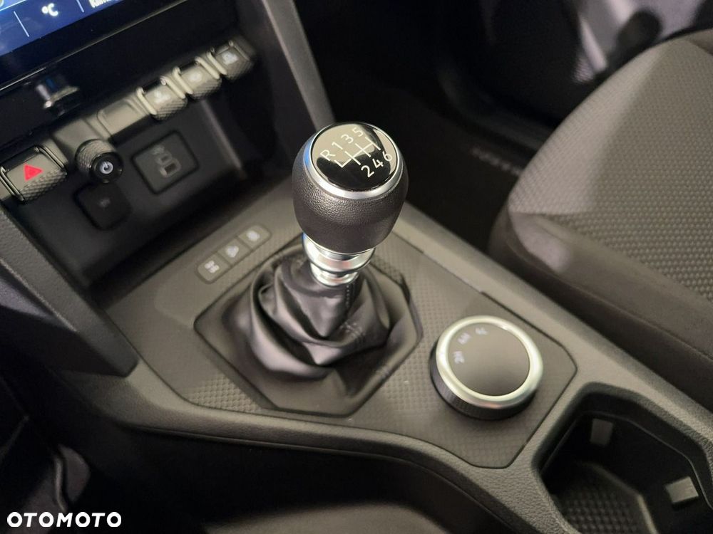 Volkswagen Amarok - 29