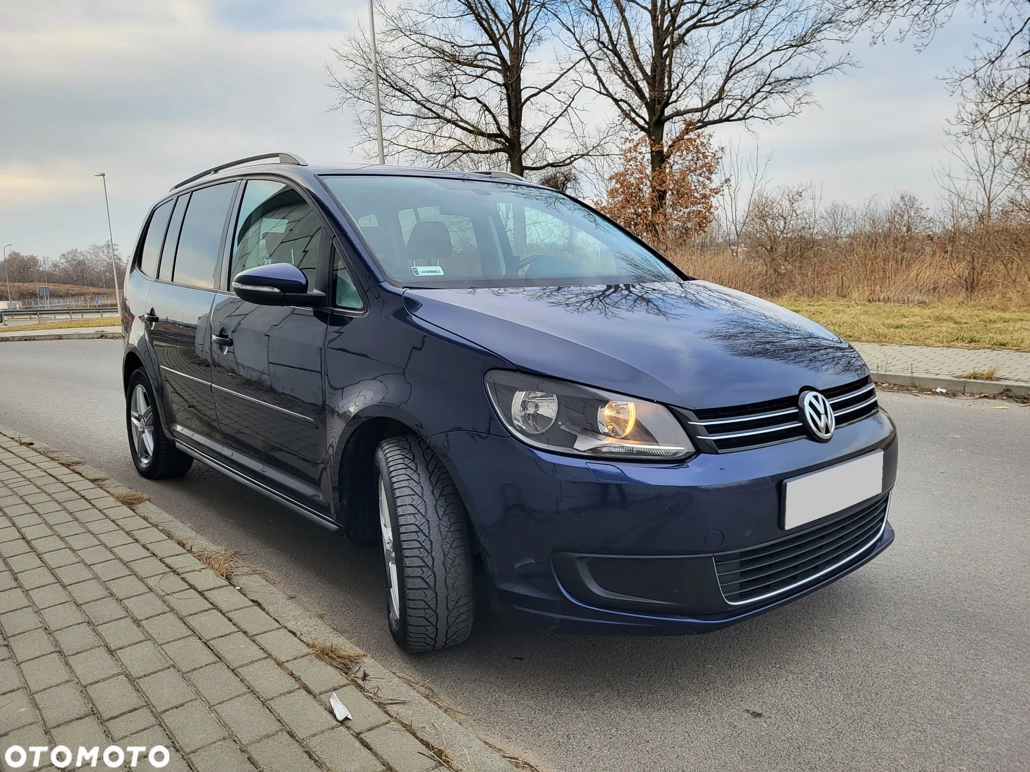 Volkswagen Touran - 3