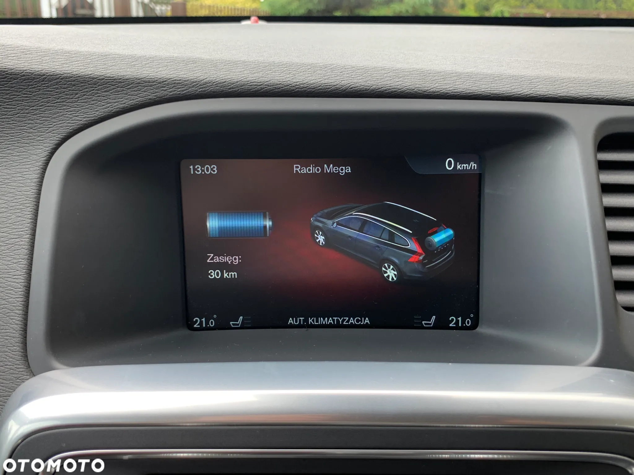 Volvo V60 D6 AWD Plug-in Hybrid Summum - 30